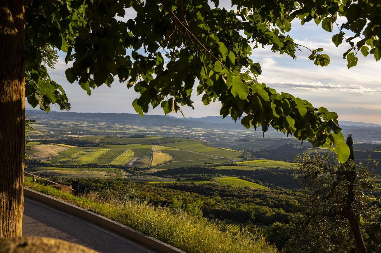 La Togata Hotellerie De Charme Relais Il Terrazzo Montalcino Exterior photo